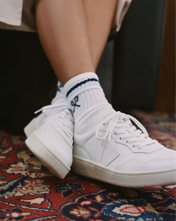 Veja sneakers hype hotsell